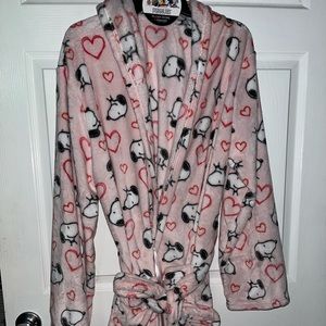 NWT Snoopy Valentines Day Plush Robe L/XL